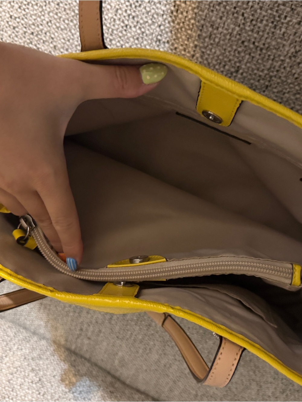 Coach Beige Signature Tote with Yellow Trim and Tan Handles - Picture 8 of 13